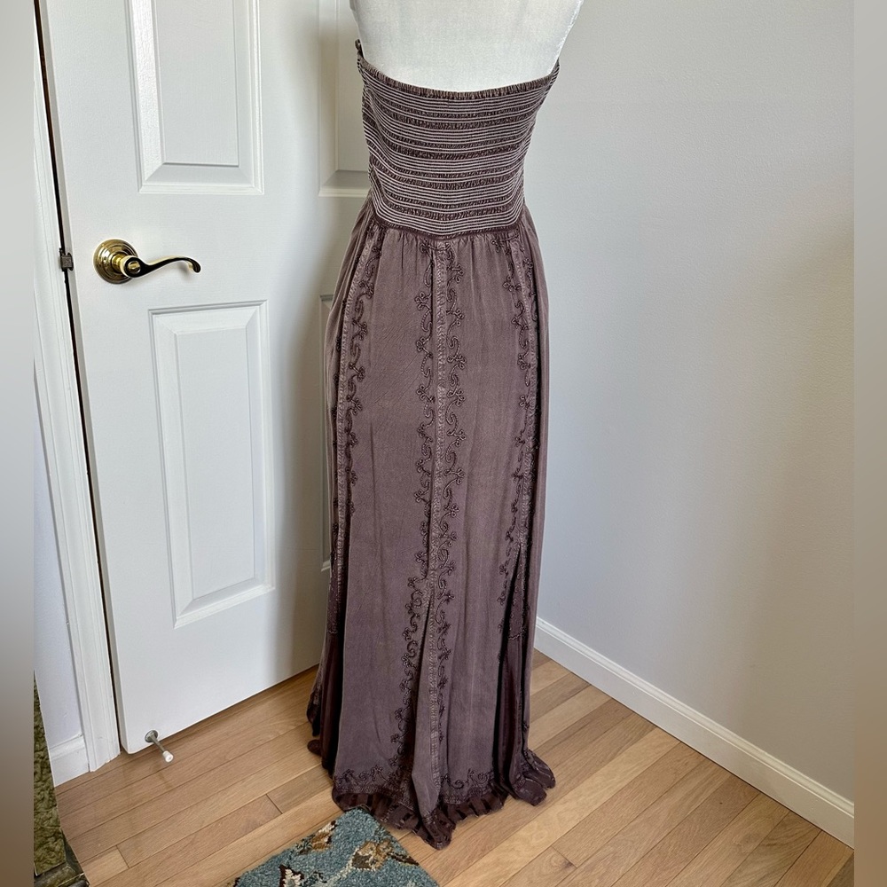NWOT Strapless Tube Top Maxi Dress Embroidered Plum Sz XL Fits Most - Picture 2 of 9